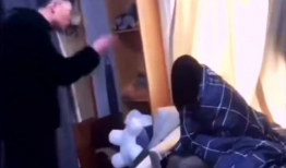 看搞笑视频,让你笑到肚子疼